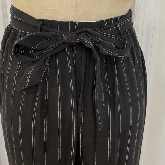 Aritzia Wilfred Faun Cropped Wide-Leg Striped Pants - Size Small - Picture 5 of 6